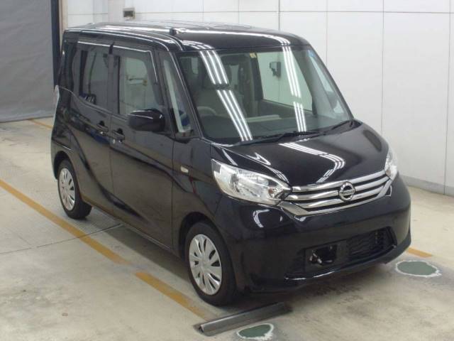 3029 NISSAN DAYZ ROOX B21A 2014 г. (NAA Osaka)